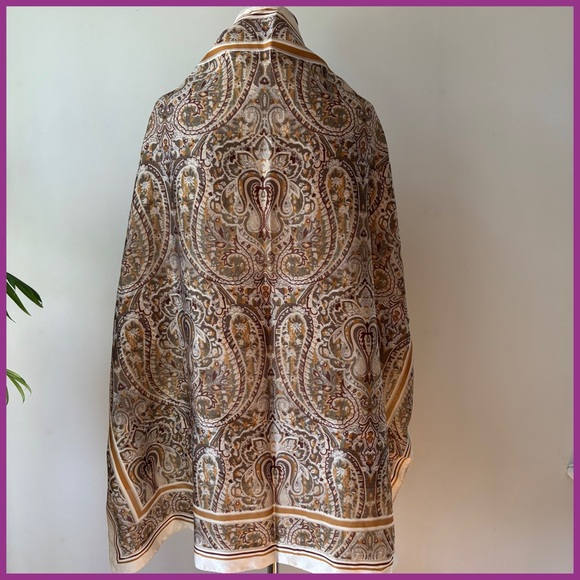 Patterned Scarf - Picture 2 of 3